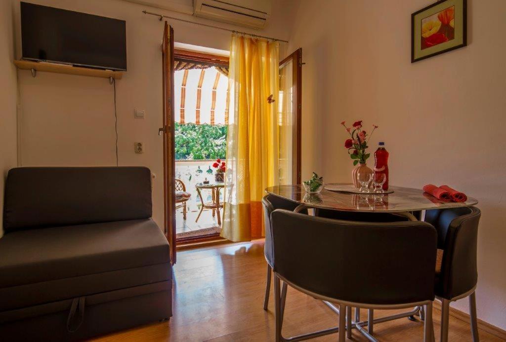 Apartmani Stefano Лабин Екстер'єр фото